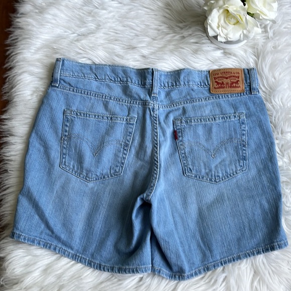 LEVI'S LIGHT BLUE DENIM JEAN SHORTS MID RISE - Picture 7 of 12